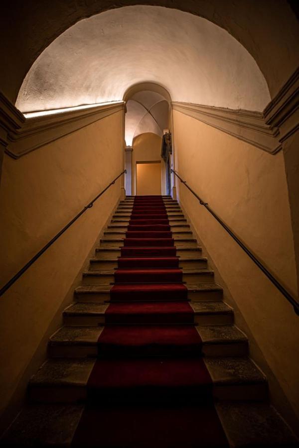 Appartamento Palazzo Bocchi โบโลญญา ภายนอก รูปภาพ